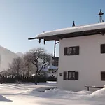 Pichler Mit Sauna ルーポルディング